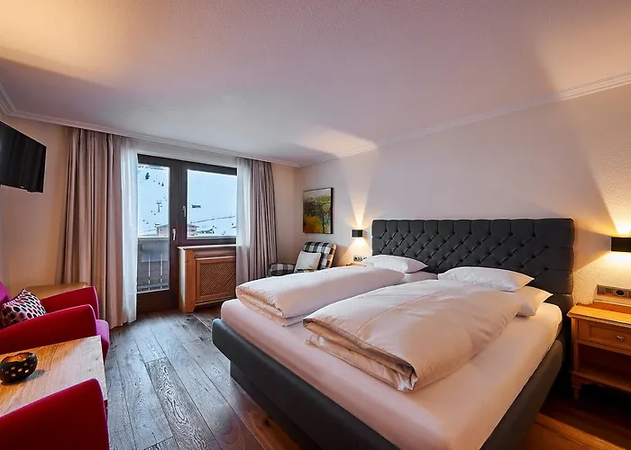 Πανσιόν Garni Edelweiss 3*